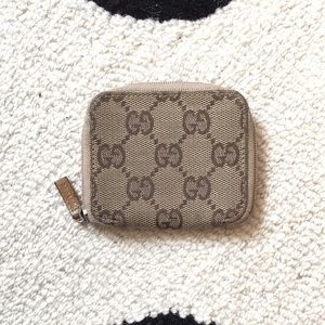 Gucci Brown/Tan Logo Zip Coin Purse